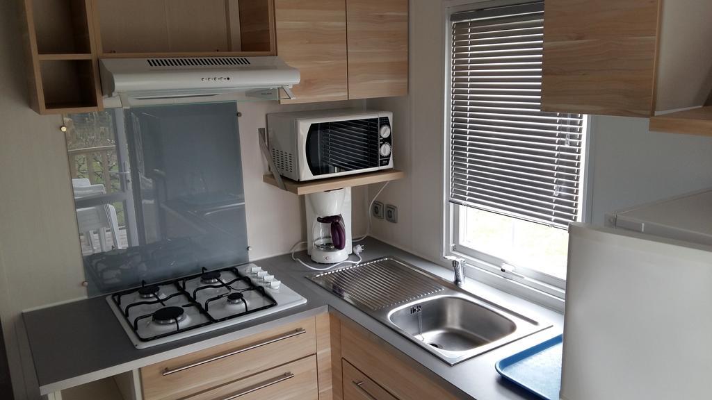 Camping De La Miniere Forges-les-Eaux Exteriér fotografie